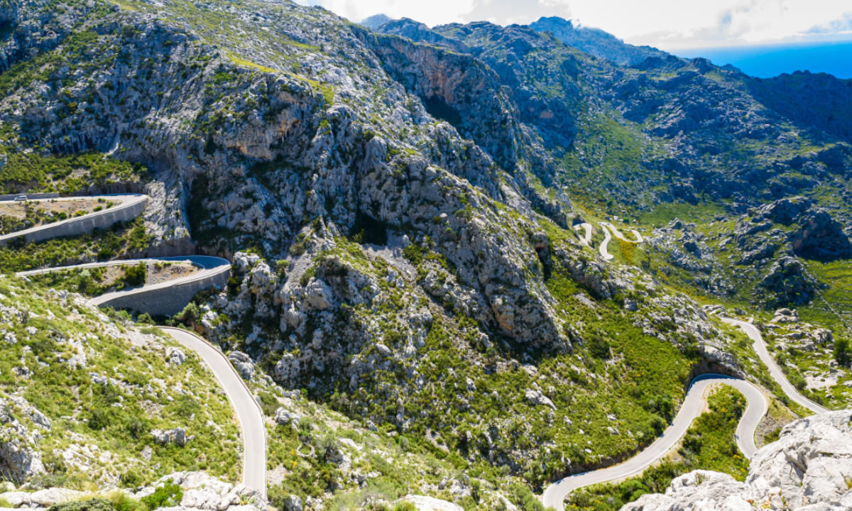 Rennvelo fahren Palma de Mallorca Aussicht Gebirgsstrasse Peguera
