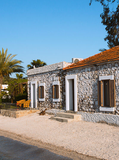 Seaside Stone Suites, Flamm