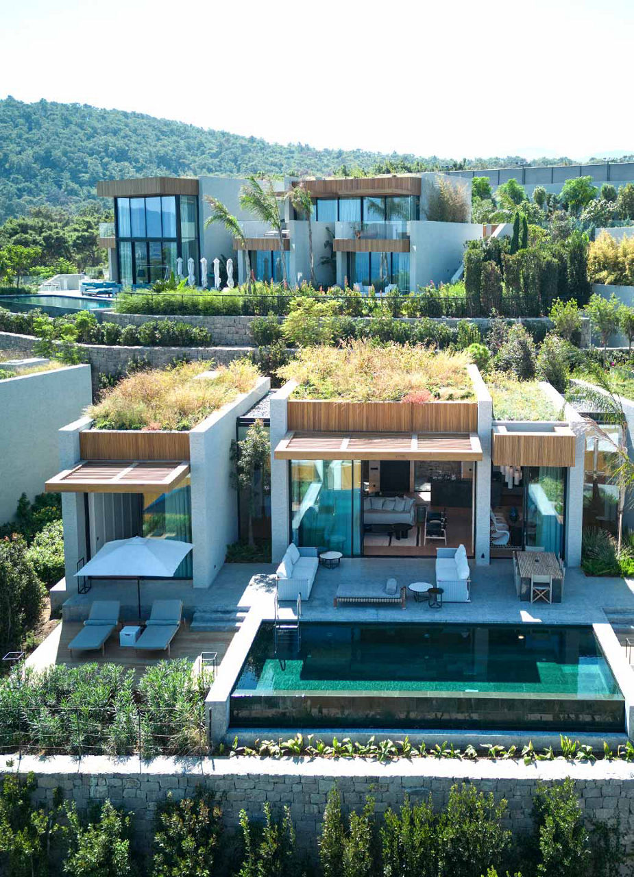 Hill Villas, Maxx Royal