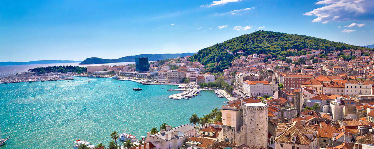 Der Hafen und die Stadt Split