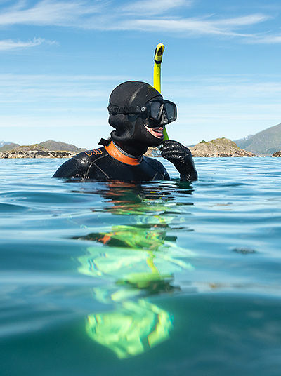 Man snorkling