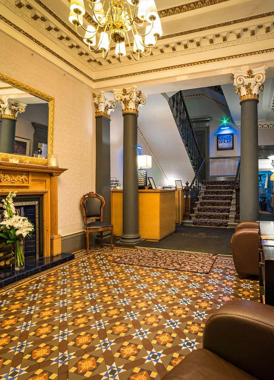 Lobby des The Belhaven Hotels