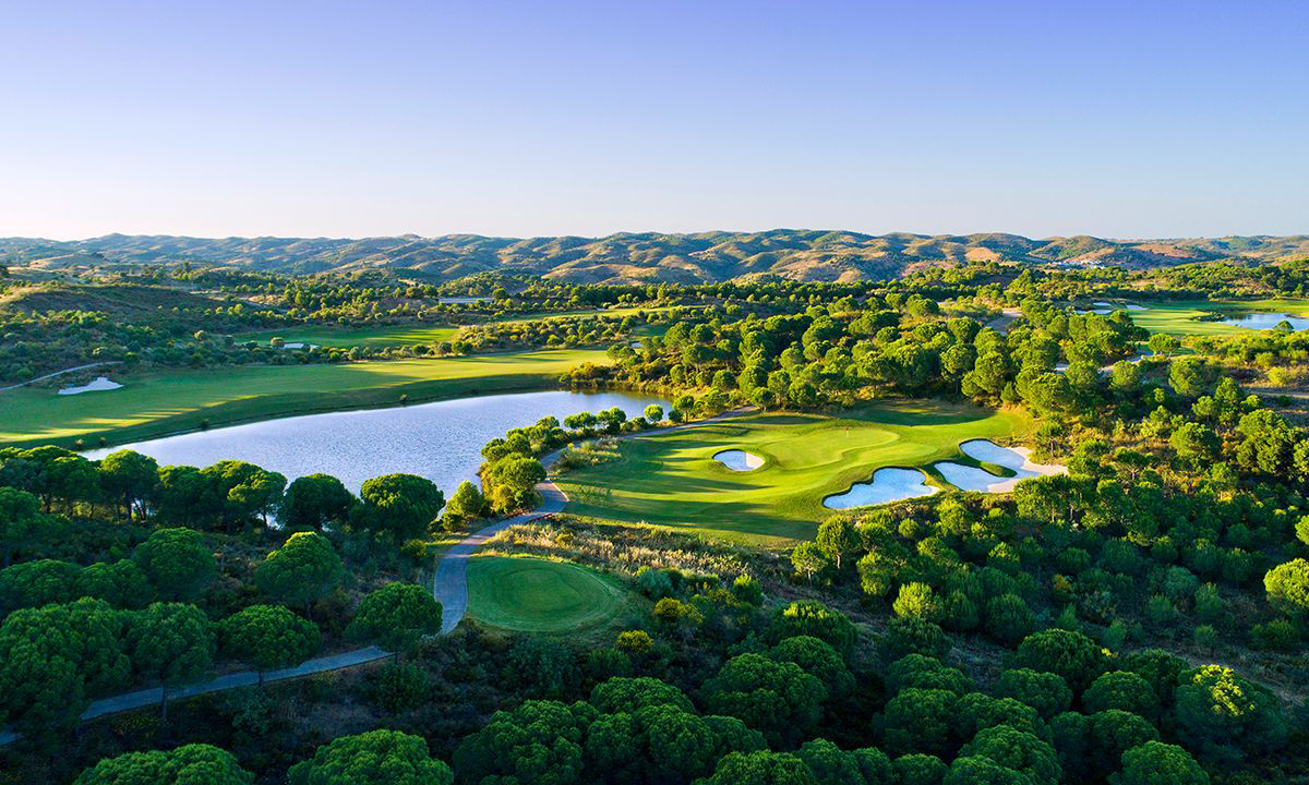 Golfing in Faro