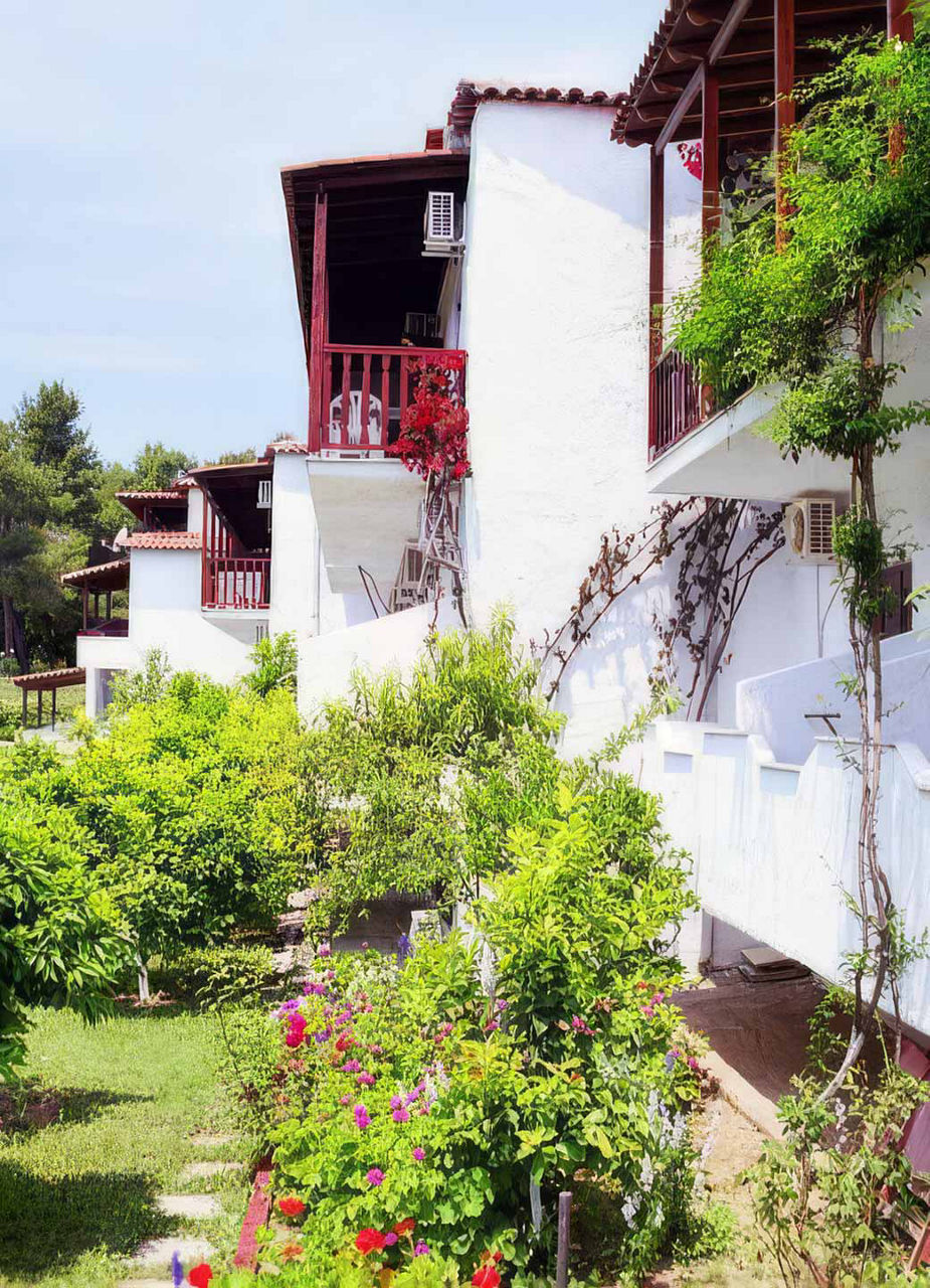 Koukounaries Beach Hotel ​