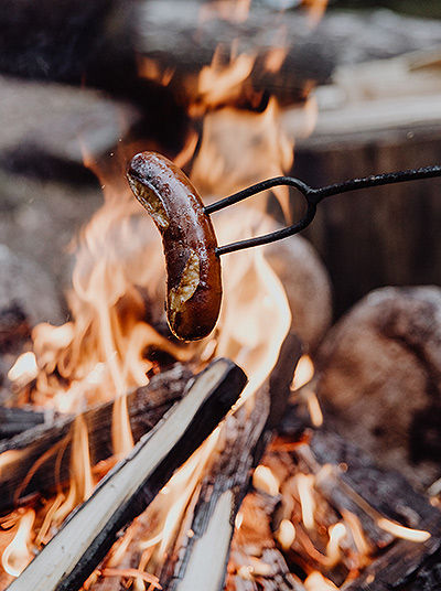 Würstchen grillen