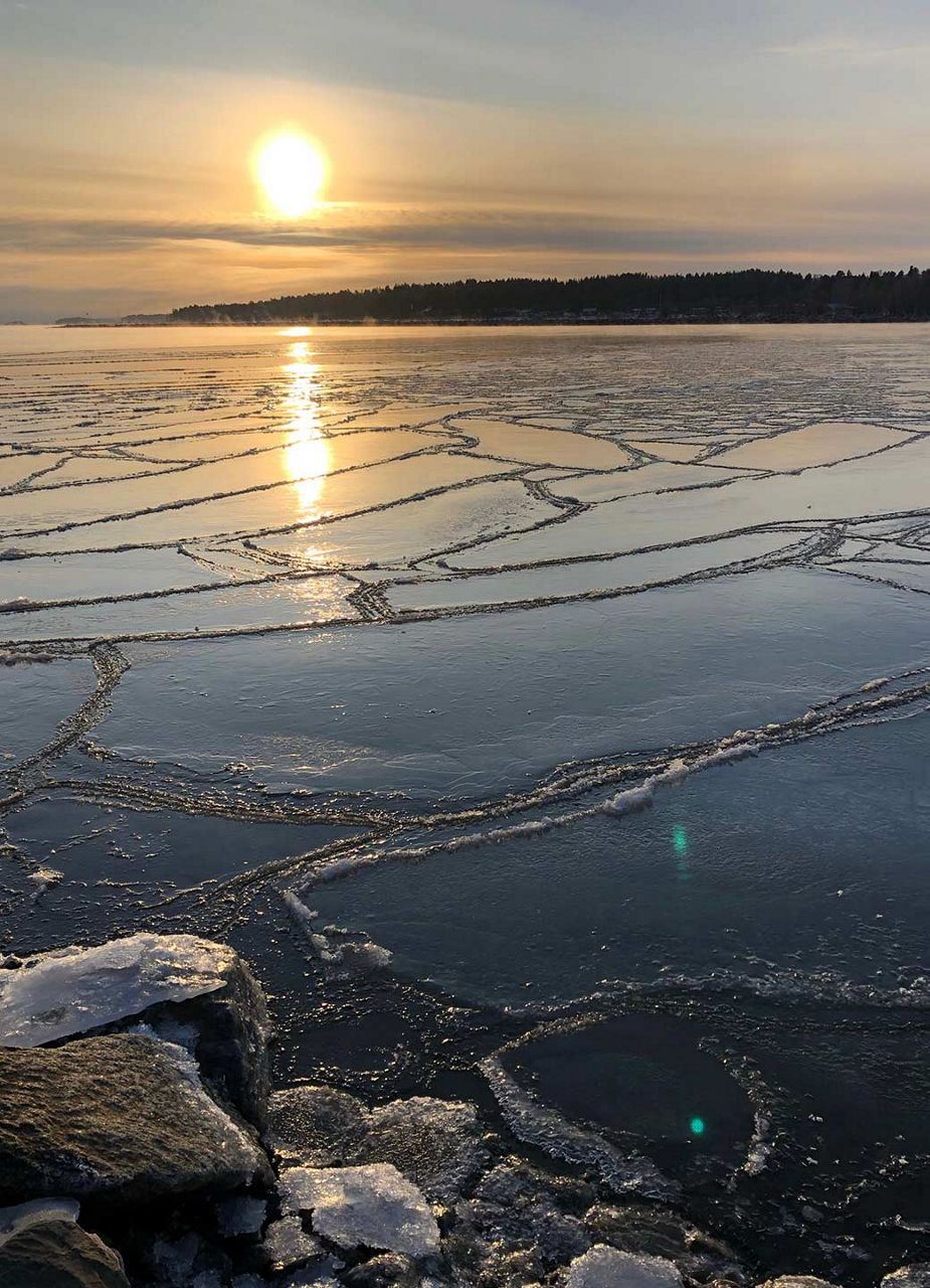 Ice on the water in front of Piteå