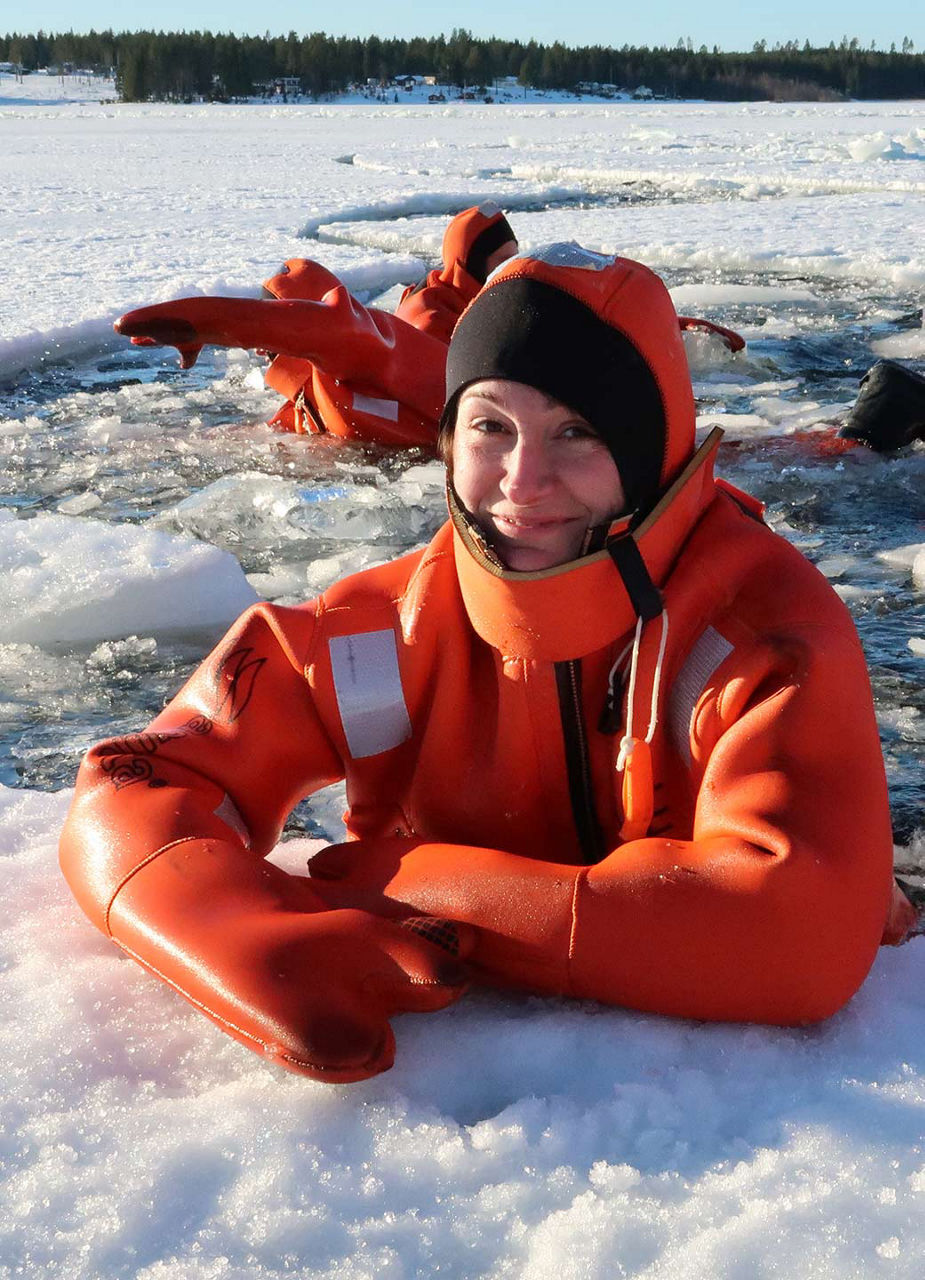Personen beim Eisfloating