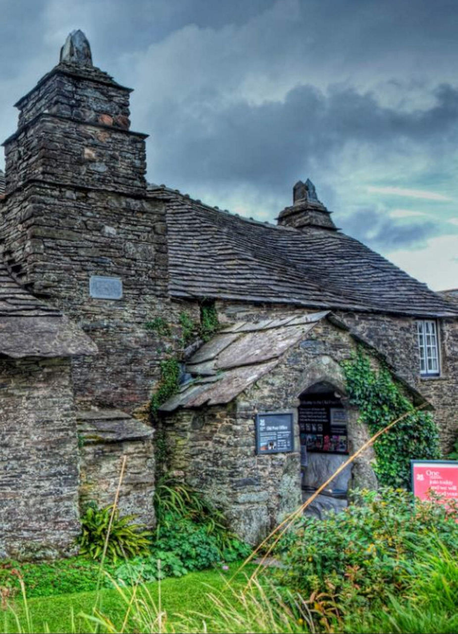 Entrance Tintagel Old Post Office