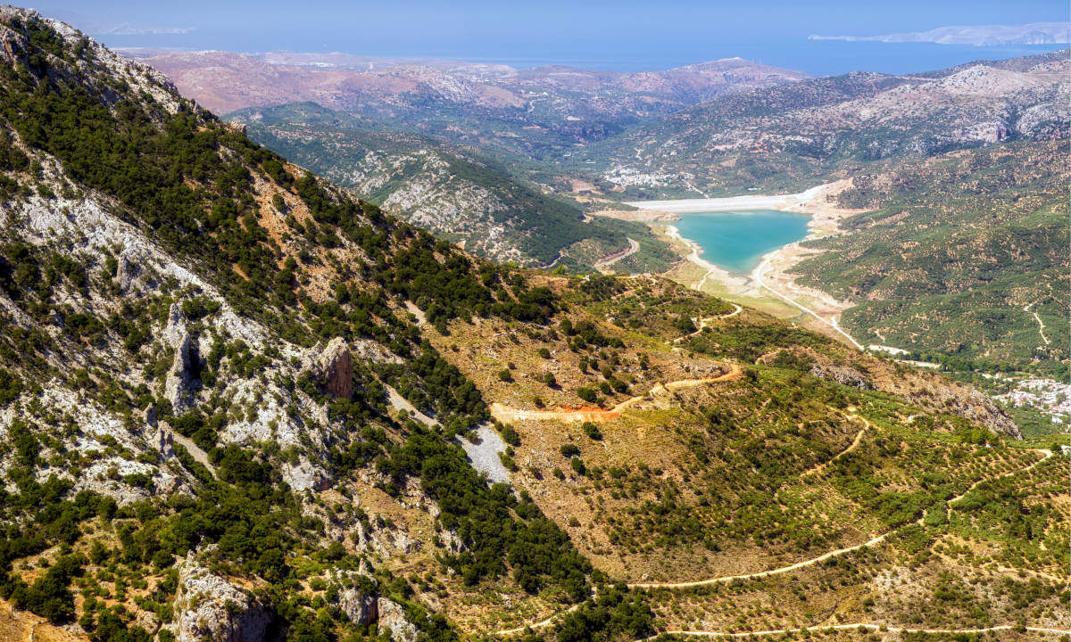 Road cycling Crete lake