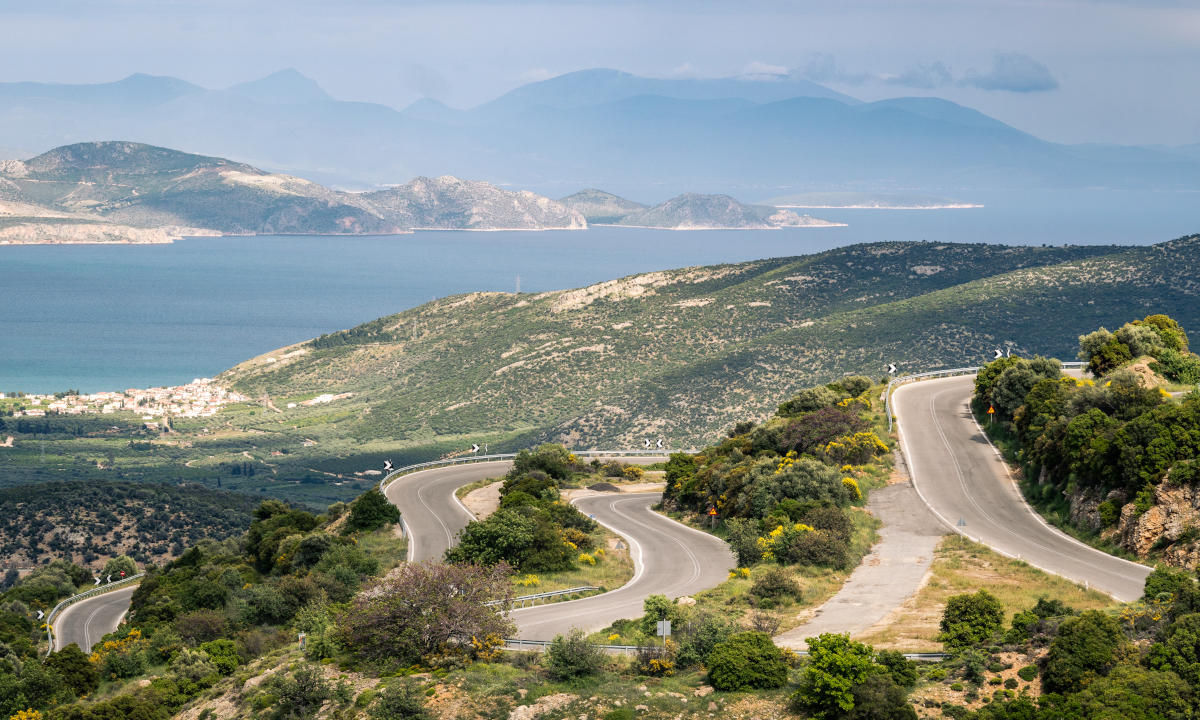 Road cycling Kalamata winded street