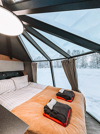 Aurora Hut Igloo