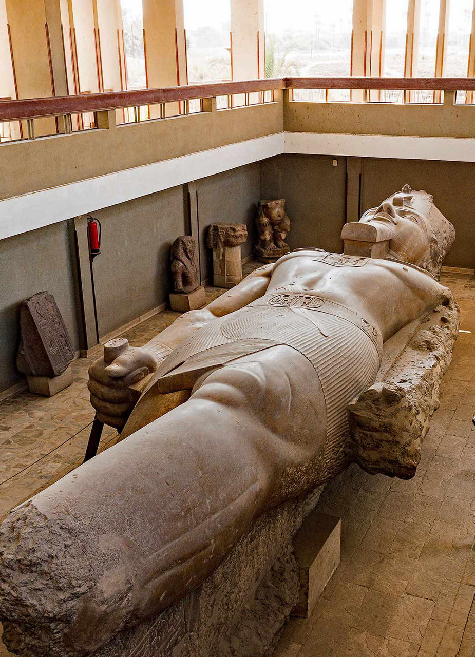 Kolossalstatue von Ramses II.