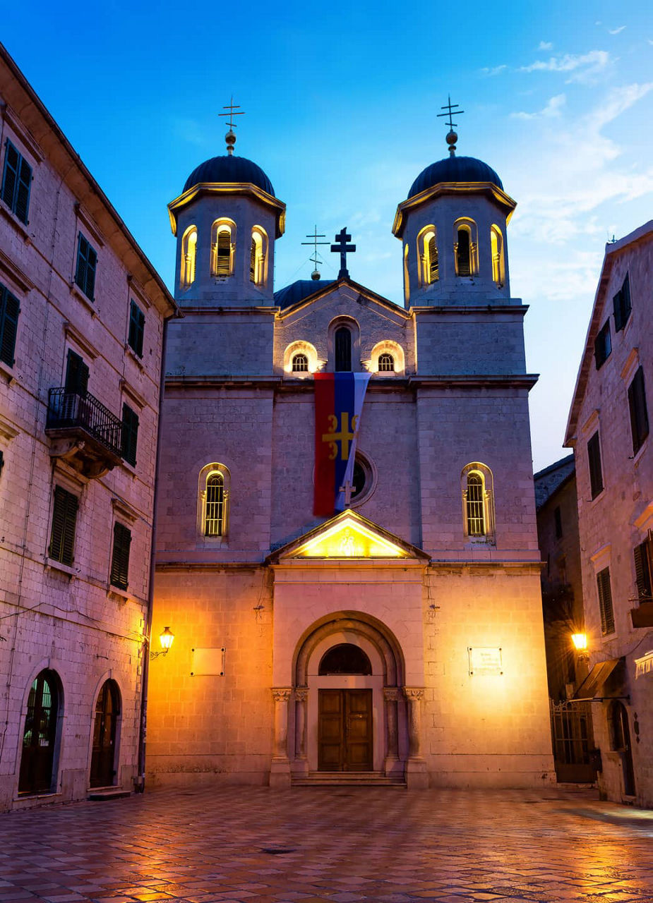 https://www.flyedelweiss.com/SiteCollectionImages/Destinations/Tivat/Tips/kotor-church-big.jpg