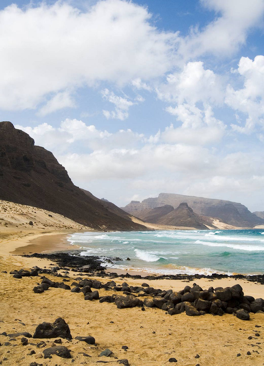 Praia Grande avec vue sur les montagnes