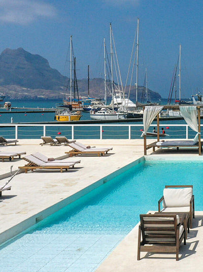 Espace piscine du Mansa Marina