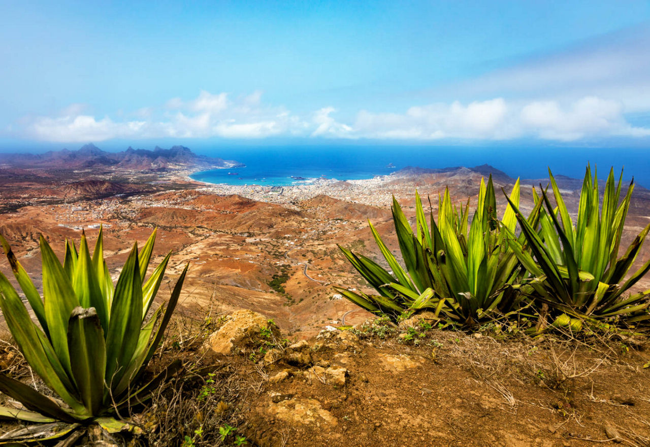 Panoramablick auf Mindelo vom Monte Verde auf der kapverdischen Insel São Vicente
