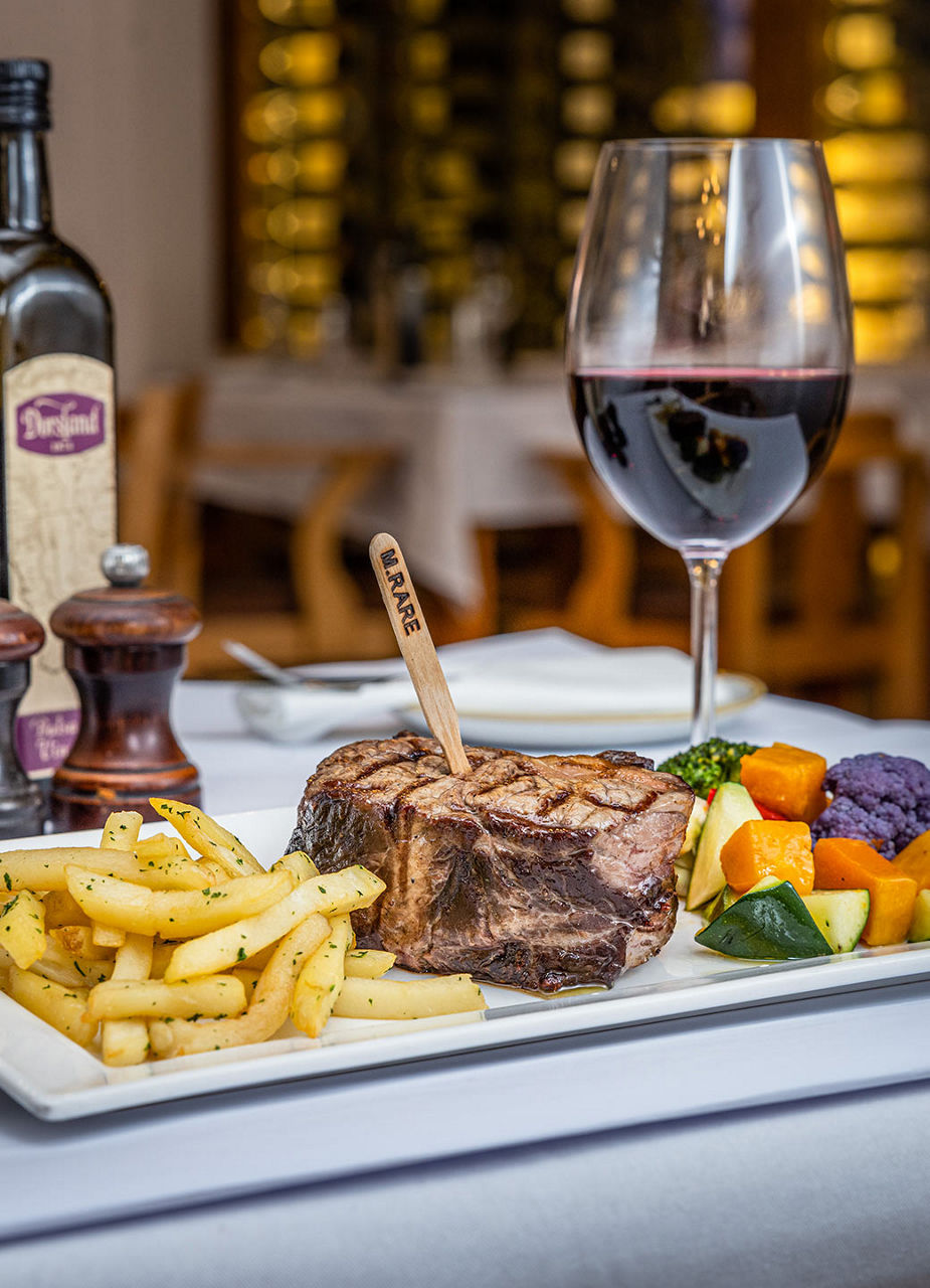 Steak und Wein im The Stellenbosch