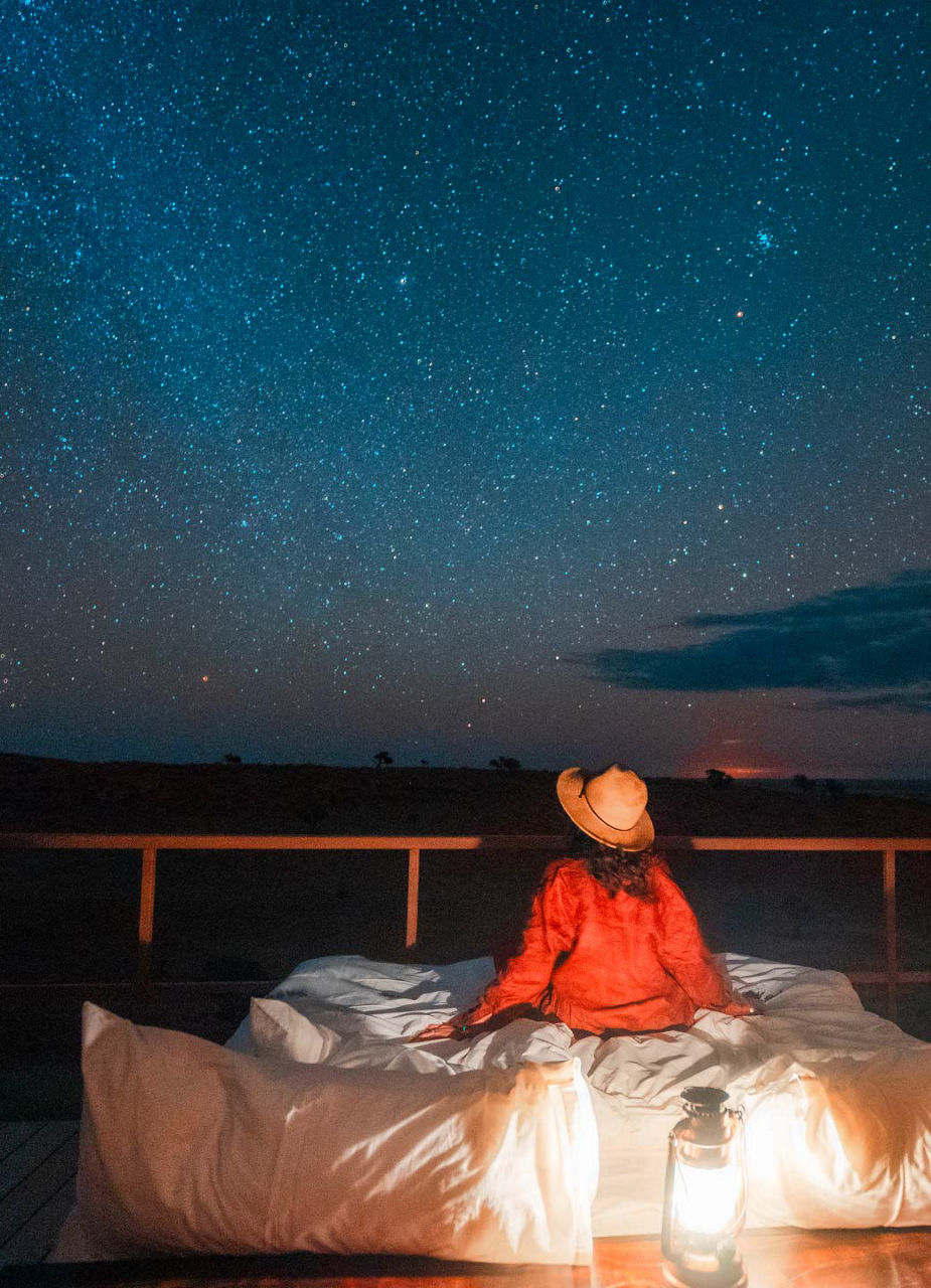 Star Bed dans la nuit