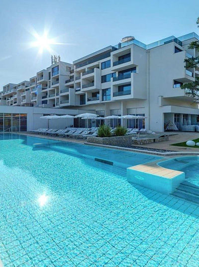 Outdoor area with pool, Falkensteiner Club Funimation Borik