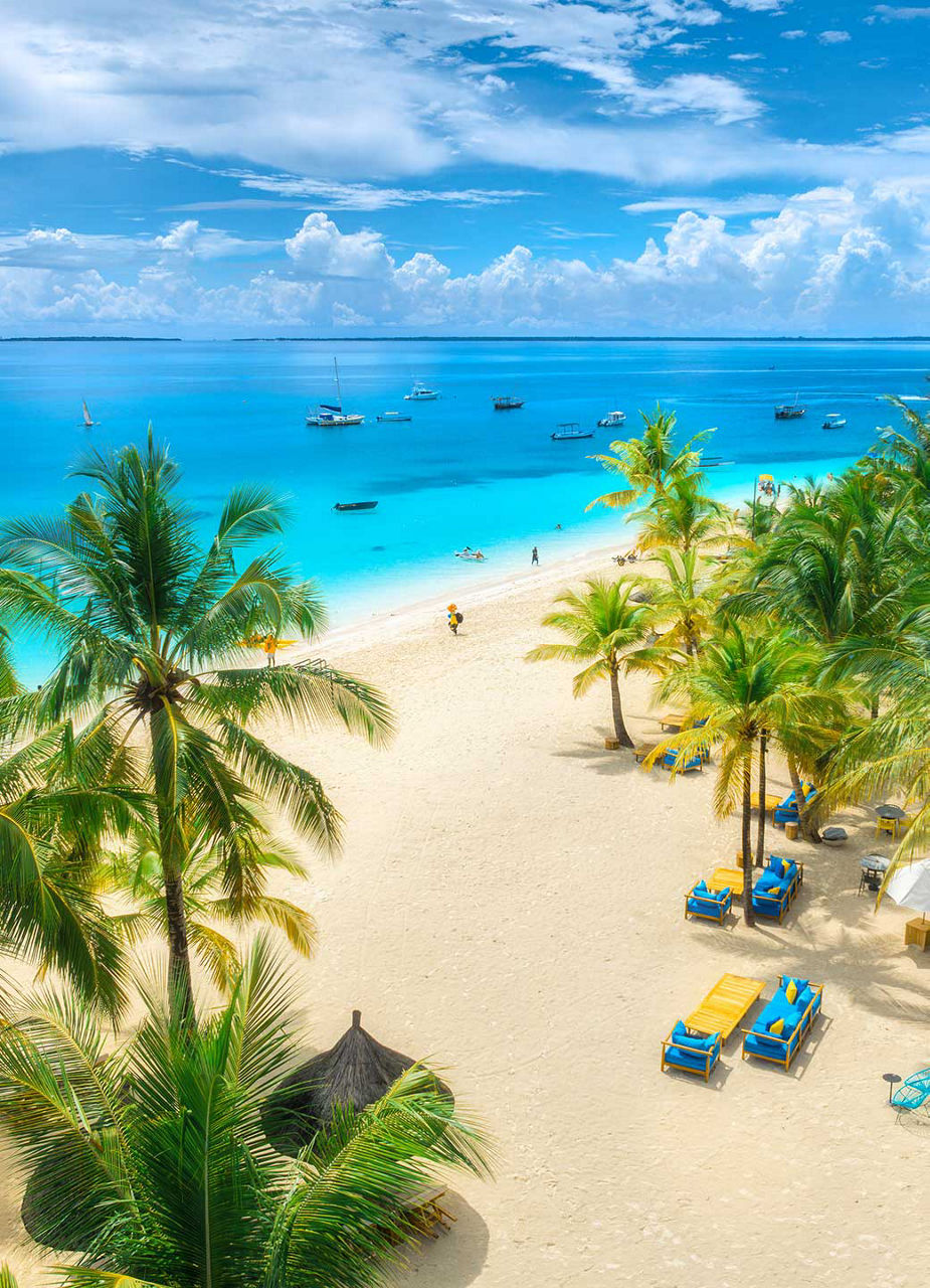 Kendwa Beach mit Booten auf dem Wasser
