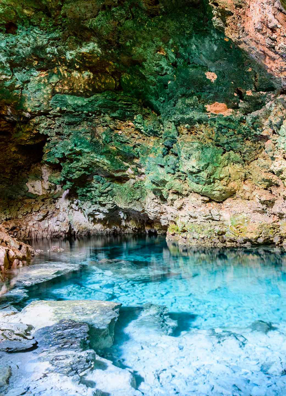Kalksteinhöhle Kuza Cave
